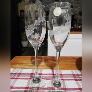 Vintage Avon Crystal Champagne Flutes with White Roses Etching